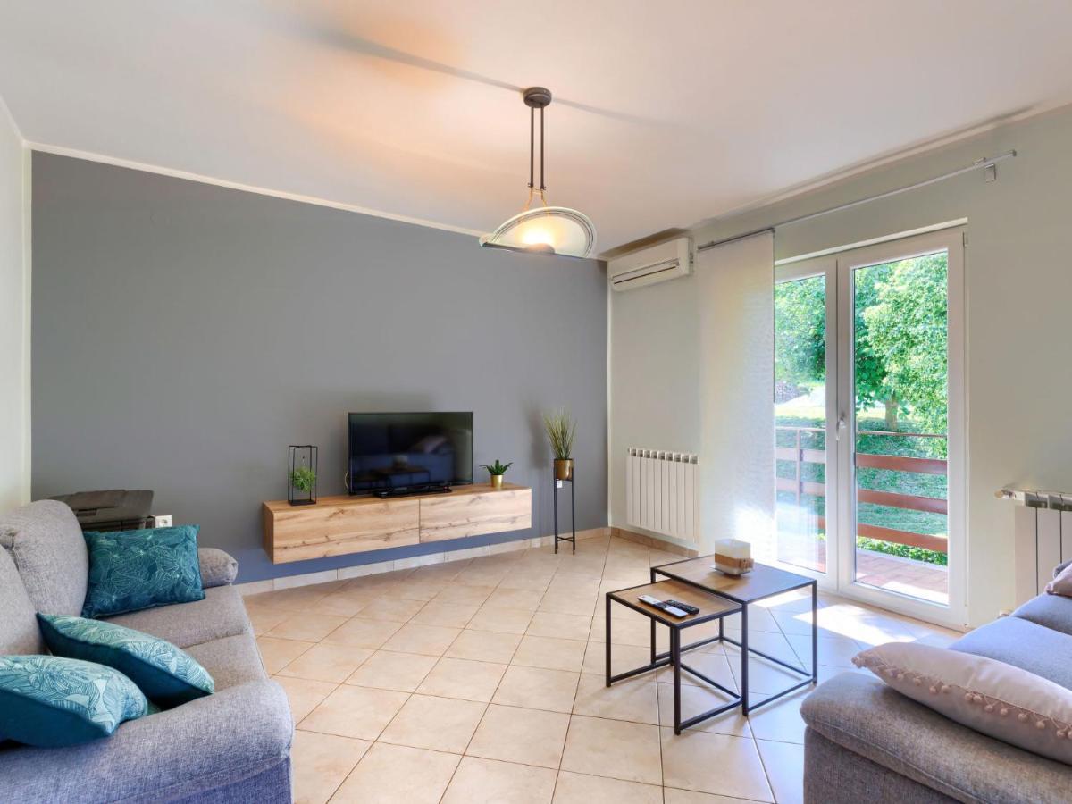 Holiday Home Carlo - Ipc102 By Interhome Pićan Eksteriør billede
