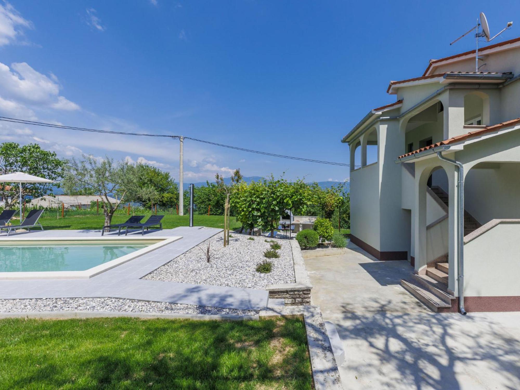 Holiday Home Carlo - Ipc102 By Interhome Pićan Eksteriør billede
